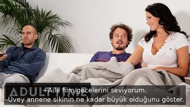 Azgınlıktan gözü dönmüş ateşli orospu kocasının yanında üvey oğluyla fingirdeşiyor