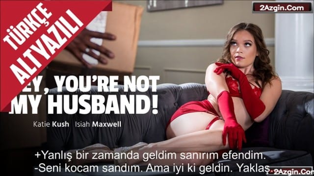 Evlilik yıldönümleri için salonda kocasını beklerken kargocu zenci geldi