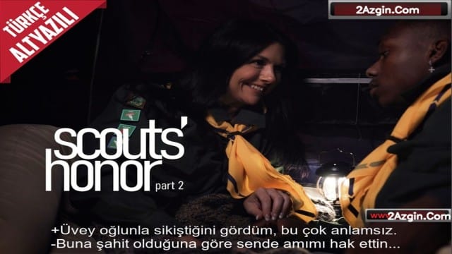 İzci kadın kamp çadırında oğlunun zenci arkadaşıyla da sikişmek zorunda kaldı