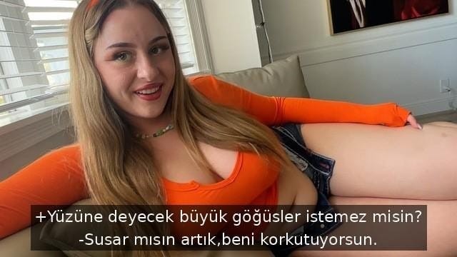 Nefis göğüslü orospu üvey kardeşiyle partilemek için kadınlığını öne çıkarıyor