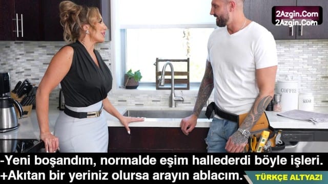 Tesisatçı herif evine gittiği kadının dul olduğunu öğrenince iş atıyor